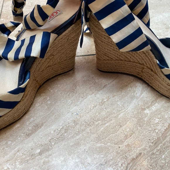 UGG Lucianna Espadrille Wedge Sandal Tie-Up Blue & Ivory Stripe - Size 8 - Picture 3 of 7